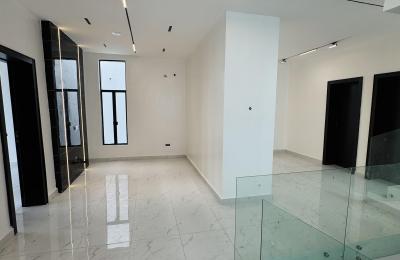 5 bedroom fully detached duplex