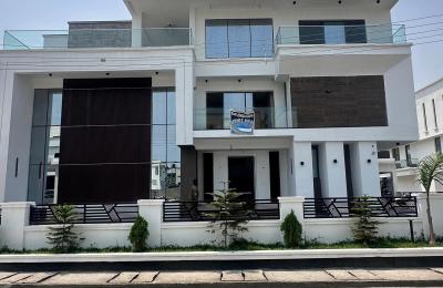 5 bedroom fully detached duplex
