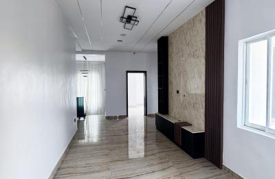 5 bedroom fully detached duplex