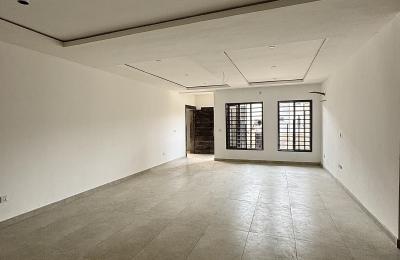 4-bedroom apartment