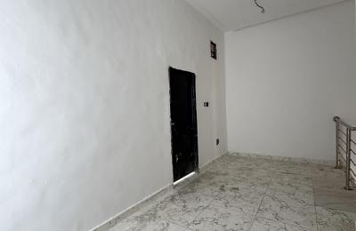 4-bedroom semidetached duplex