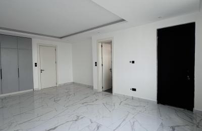 5-bedroom town house with BQ