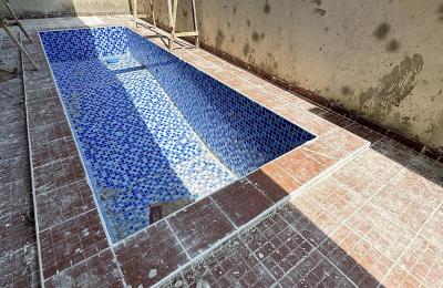 2 bedroom apartment with swimming pool