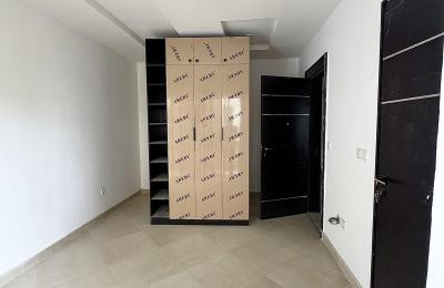 4-bedroom apartment