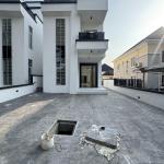 5 bedroom fully detached duplex with swimming pool