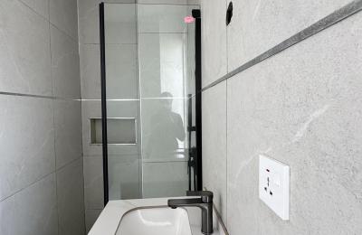 2 bedroom apartment with swimming pool