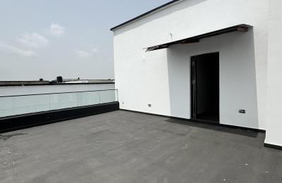 5 bedroom fully detached duplex