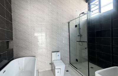 4 bedroom semidetached duplex