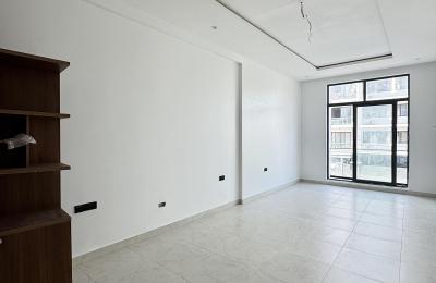 2 bedroom apartment with swimming pool