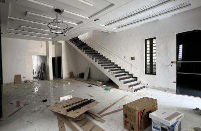 5 bedroom fully detached duplex with a swimming pool