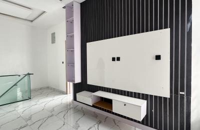 4 bedroom semidetached duplex with swimming pool