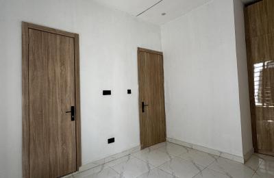 4 Bedroom semidetached duplex
