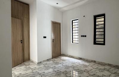 4-bedroom semidetached duplex