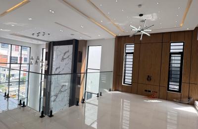 5 bedroom fully detached duplex