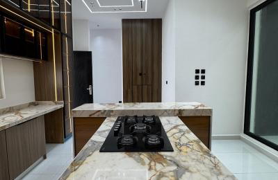 5 Bedroom fully detached duplex with swimming pool