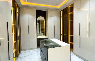 5 bedroom luxury duplex with swimming pool