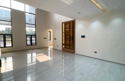 5 bedroom luxury duplex with swimming pool