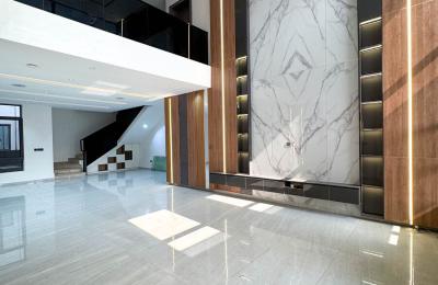 5 bedroom luxury duplex with swimming pool