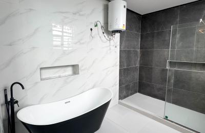 Luxury 6 bedroom fully detached duplex with swimming pool