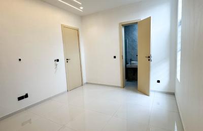 Luxury 6 bedroom fully detached duplex with swimming pool