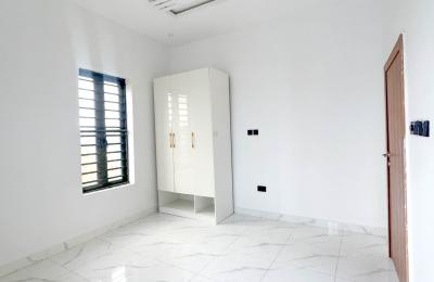5 bedroom fully detached duplex with swimming pool