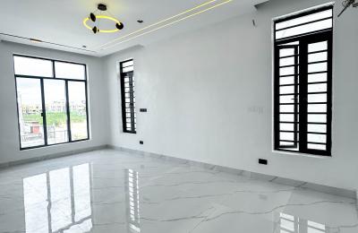 5 bedroom fully detached duplex with swimming pool