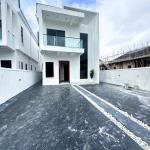 5 bedroom fully detached duplex