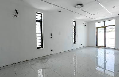 5 bedroom fully detached duplex