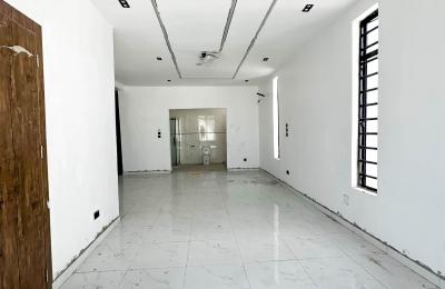 5 bedroom fully detached duplex
