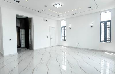 5 bedroom fully detached duplex with swimming pool
