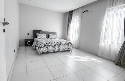 4 bedroom terrace duplex