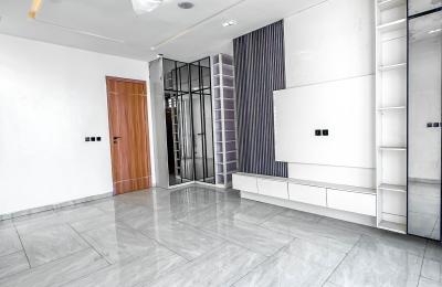 Contemporary 4 bedroom fully detached