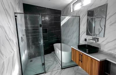 Contemporary 4 bedroom fully detached