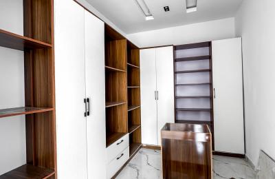 5 bedroom fully detached duplex with swimming pool