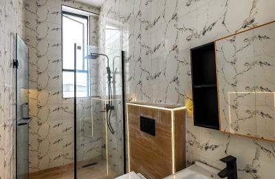 4 bedroom semidetached duplex