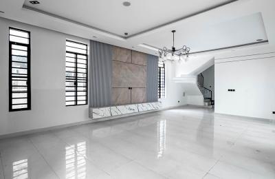 5 bedroom fully detached duplex with swimming pool