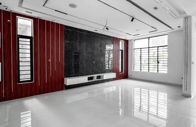 5 bedroom fully detached duplex with swimming pool