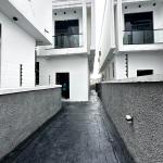 4 bedroom semi detached duplex