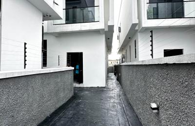 4 bedroom semi detached duplex