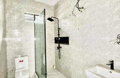 Contemporary 2 Bedroom Apartment