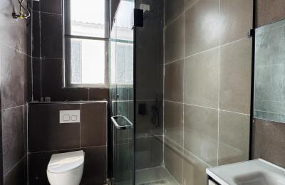 Contemporary 5 Bedroom Fully Detached Duplex with BQ