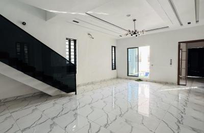 Luxury 5 Bedroom Fully Detached Duplex with Swimming Pool