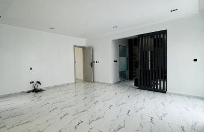 Contemporary 6 Bedroom Fully Detached Duplex with Swimming pool