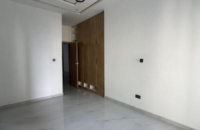 Contemporary 2 Bedroom Apartment with Swimming Pool