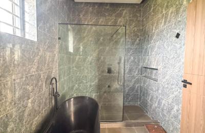 4 Bedroom Fully Detached Duplex