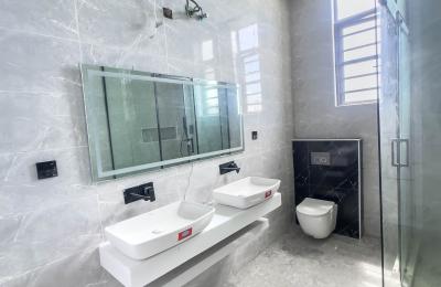 Contemporary 5 Bedroom Fully Detached Duplex with BQ