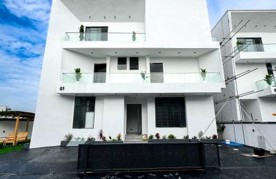 5 Bedroom Fully Detached Duplex with BQ