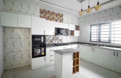 4 Bedroom Fully Detached with BQ