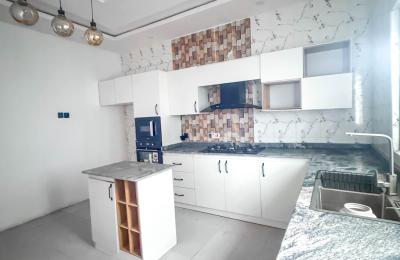 4 Bedroom Fully Detached with BQ