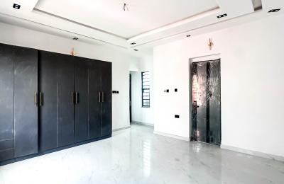 4 Bedroom Fully Detached Duplex With BQ